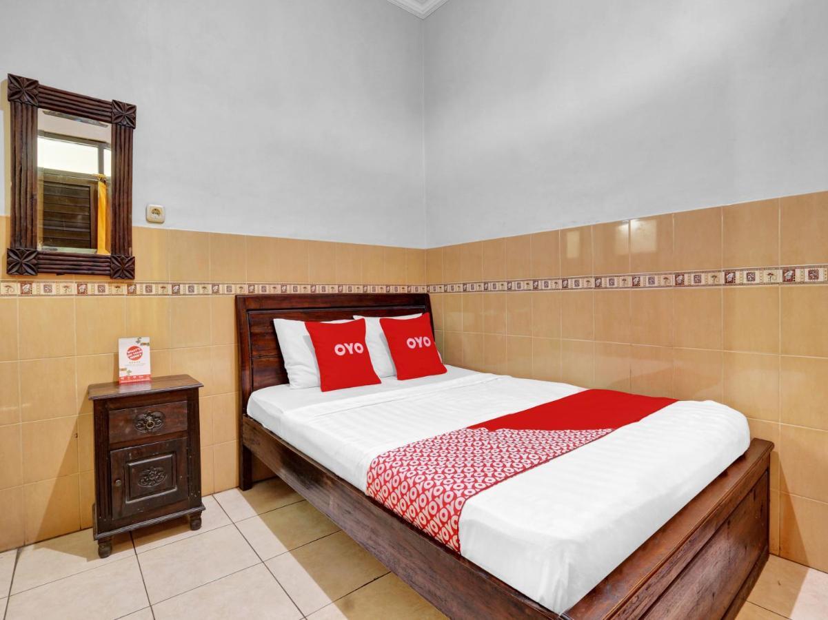 Hotel Oyo 90695 Srikandi Nologaten Yogyakarta Exteriér fotografie