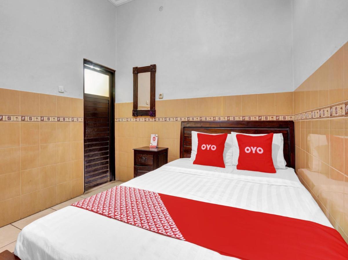 Hotel Oyo 90695 Srikandi Nologaten Yogyakarta Exteriér fotografie