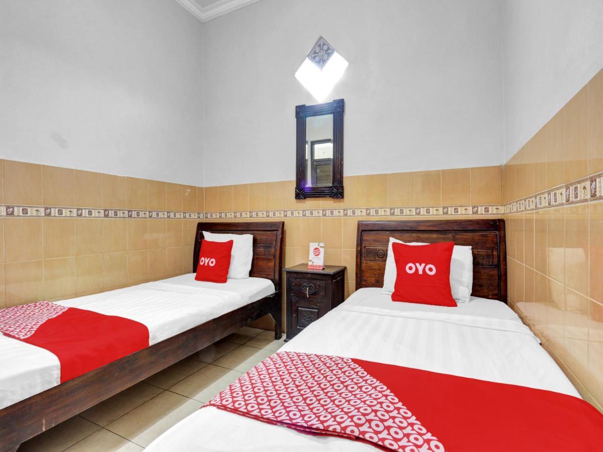 Hotel Oyo 90695 Srikandi Nologaten Yogyakarta Exteriér fotografie